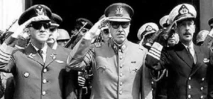 Pinochet, dictador chileno Pinochet, dictador chileno