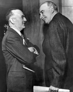 White y Keynes White y Keynes