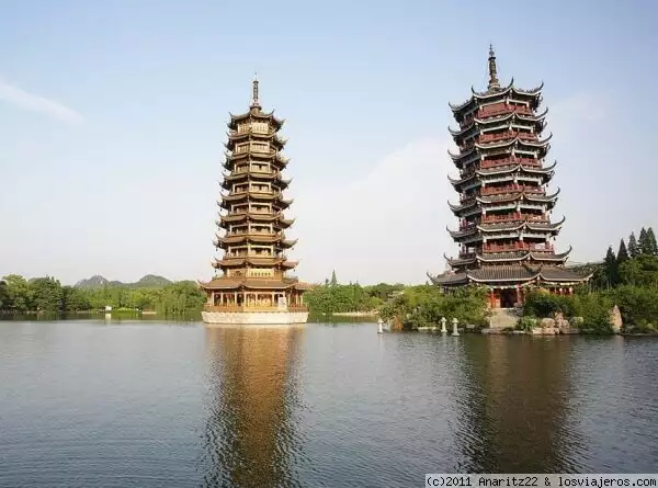 Pagodas del Sol y la Luna, Guilin
