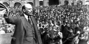 Lenin fue el principal líder de la facción bolchevique Lenin fue el principal líder de la facción bolchevique
